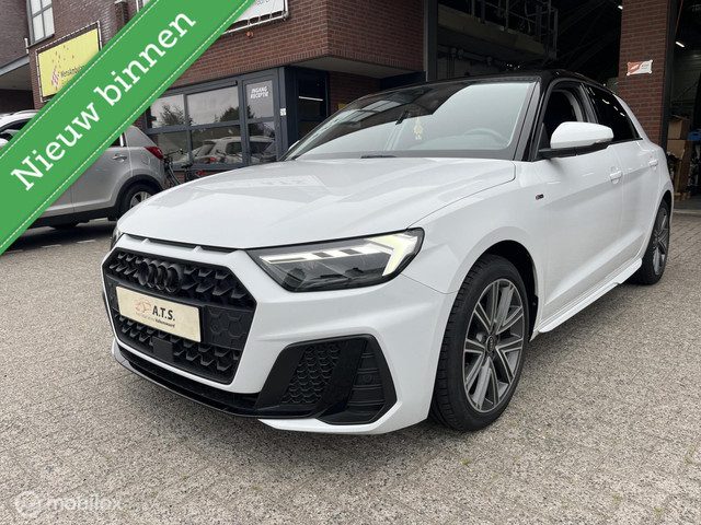 Audi A1 Sportback 30 TFSI 110PK S-LINE LED*CARPLAY*NAVI*PDC*