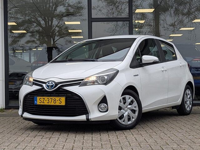 Toyota Yaris 1.5 Hybrid Now