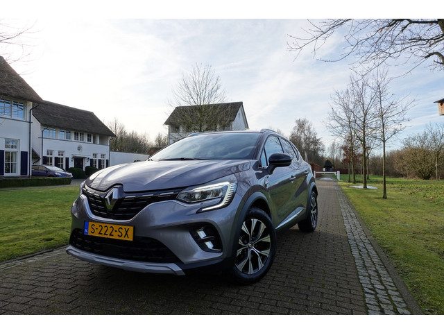 Renault Captur 1.6 E-Tech full hybrid 145 techno