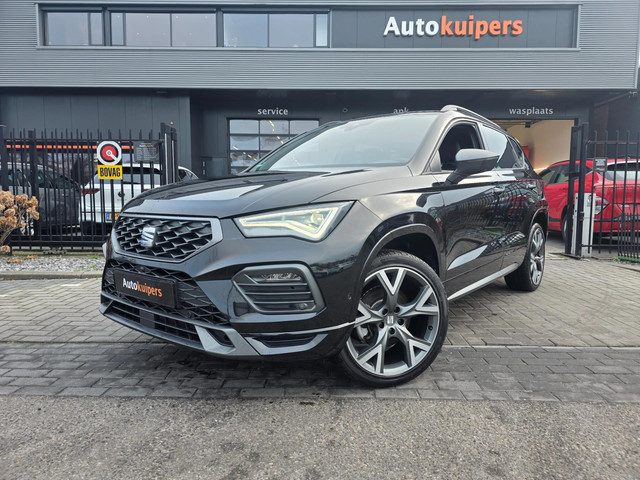 Seat Ateca 1.5 TSI ACT FR | Met o.a. digitaal dashboard, stoel- en stuurwielverwarming, 360 graden c