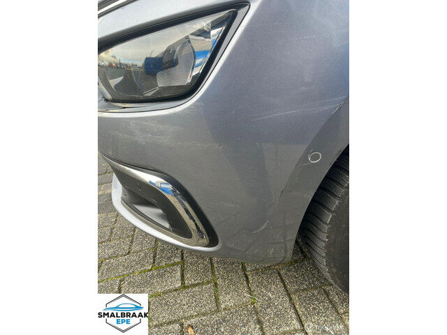 Citroën Grand C4 Picasso 1.6 e-THP Shine