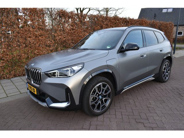 BMW X1 xDrive25e '24 245PK PANO, TREKH, ACC 29DKM!