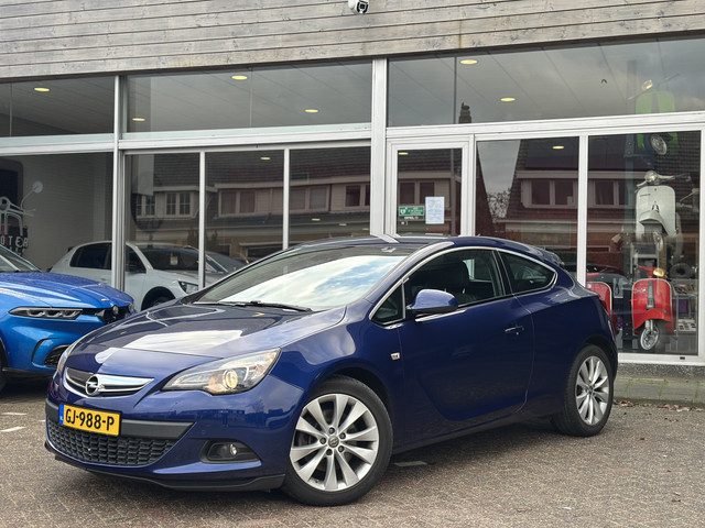 Opel Astra GTC 1.4 Turbo Sport
