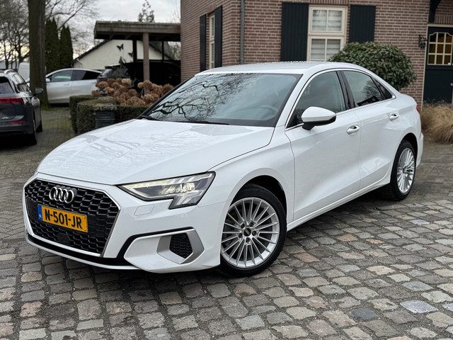 Audi A3 Limousine 30 TFSI autom Advanced edition digidash,ecc,lmv,led,navi,sportstoelen,chroom