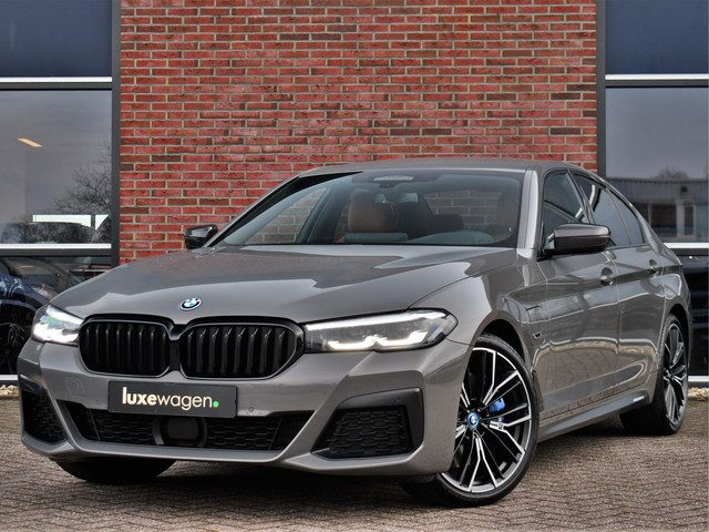 BMW 5 Serie 545e xDrive M-Sport