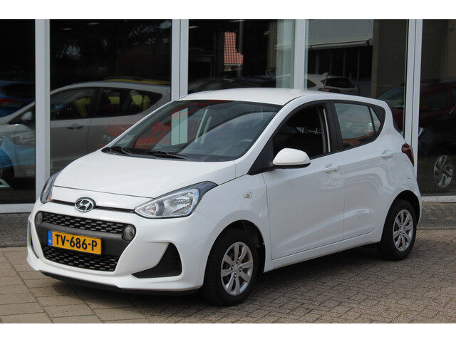 Hyundai i10 1.0i Comfort//5Drs//Navi!!