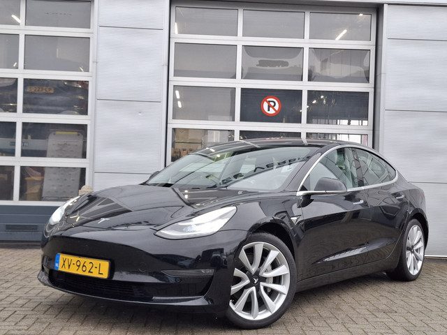 Tesla Model 3 Long Range AWD 75 kWh