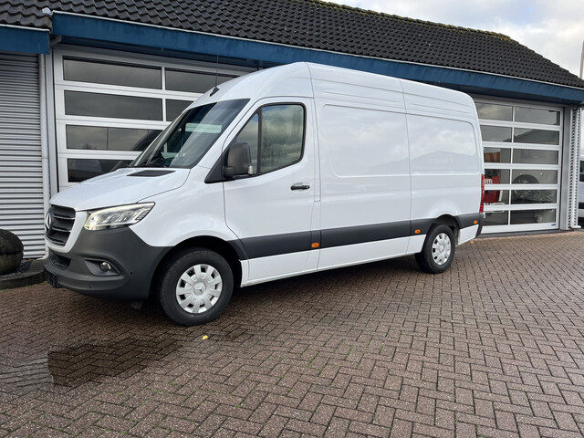 Mercedes-Benz Sprinter 317 1.9 CDI L2/H2 Pro