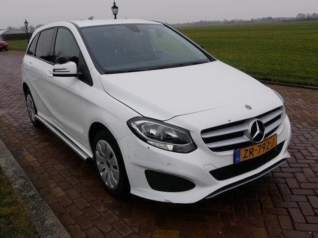 Mercedes-Benz B-Klasse 220 d Ambition AUT. AC ** EX POLICE MARGE CAR **