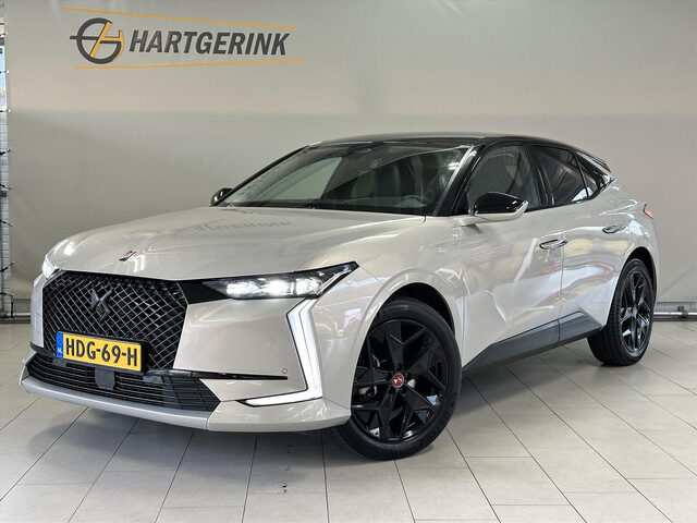 DS DS 4 1.2 Puretech 130pk Automaat Performance Line* Navi / A-Cruise / PDC / Camera / Alcantara