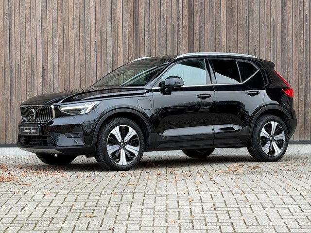 Volvo XC40 1.5 T4 Plug-in hybrid Core Bright / Winterpack