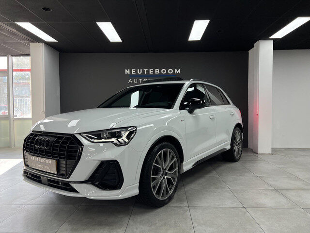 Audi Q3 35 TFSI S-LINE| PANO | ACC | Matrix | CAM |SFEERVERL