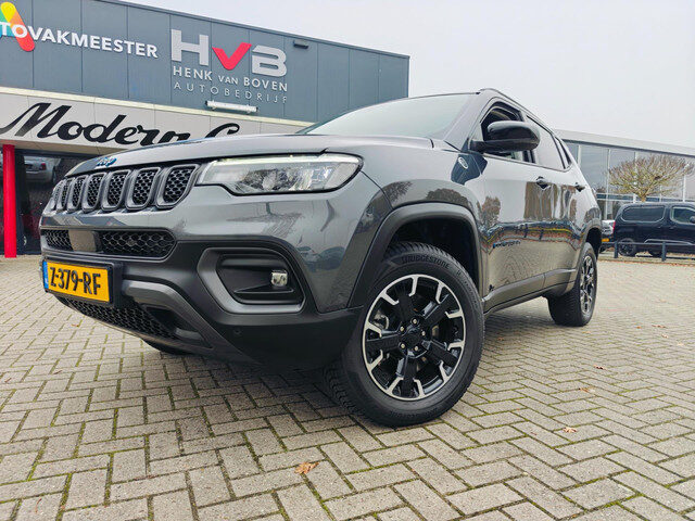 Jeep Compass 4xe 240 Plug-in Hybrid Electric Trailhawk