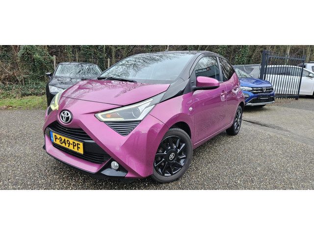 Toyota Aygo 1.0 VVT-i x-cite 5Drs AUTOMAAT Airco Camera Carplay® Dealer oh