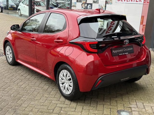 Toyota Yaris 1.5 Hybrid 115 Business