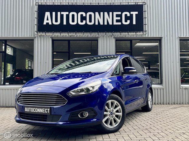 Ford S-Max 1.5 Titanium. NAVI, CRUISE, CLIMA, STOELVERWARMING.