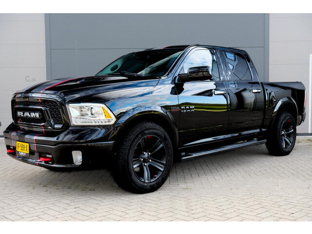 Dodge Ram 1500 5.7 V8 HEMI 4x4 | 401 PK | LARAMIE | BLACK-OPPS | FULL OPTION |