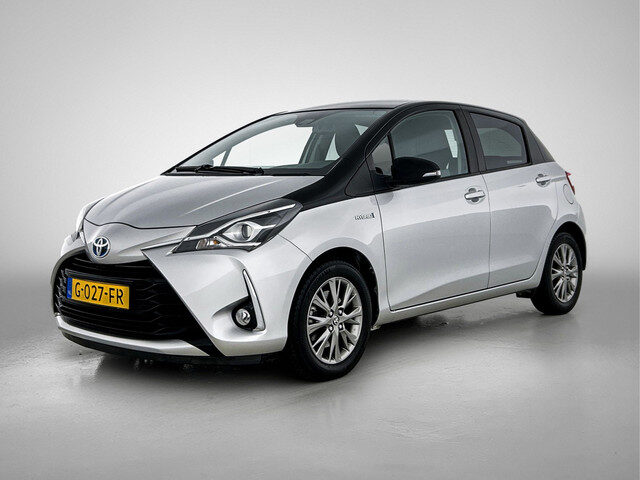 Toyota Yaris 1.5 Hybrid Dynamic Bi-Tone