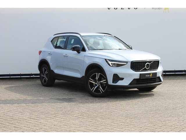 Volvo XC40 B4 211PK Automaat Plus Dark