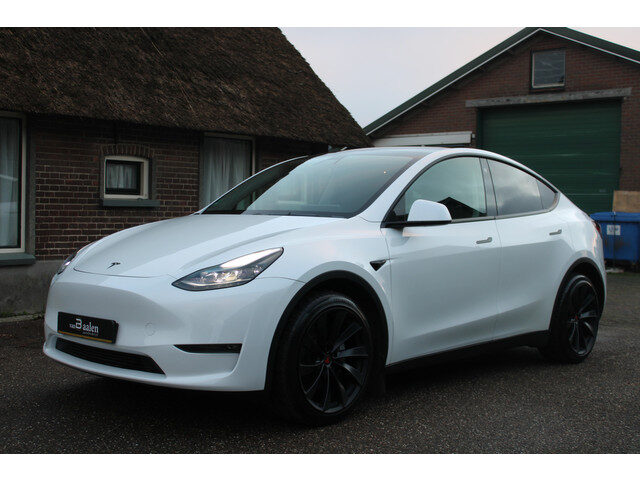 Tesla Model Y Long Range AWD DUAL MOTOR 75 kWh