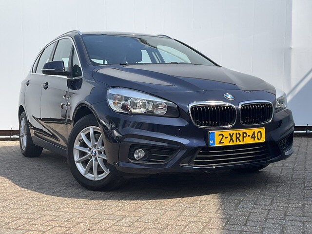 BMW 2 Serie 218i Automaat Trekhaak Nav/Cruise Clima Hoogzitter NAP!