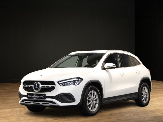Mercedes-Benz GLA 200 Progressive