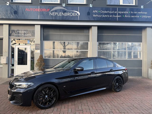 BMW 5 Serie 520i High Executive Bj 2020 M-Pakket 184pk