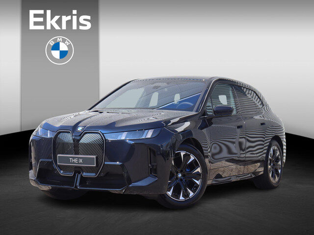 BMW iX xDrive45