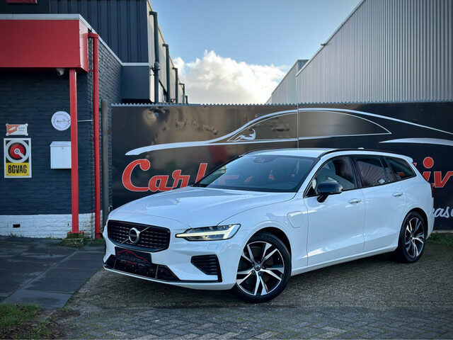 Volvo V60 kombi V 60 T6 Twin Engine AWD PILOTASS|BLINDSPOT|HK|CAMERA
