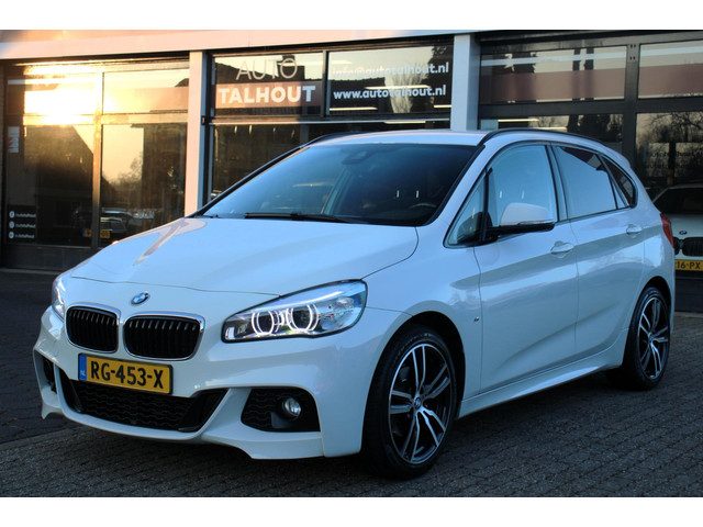 BMW 2 Serie Active Tourer 218i M-Sport | Automaat | Sportstoelen | Trekhaak | Origineel NL