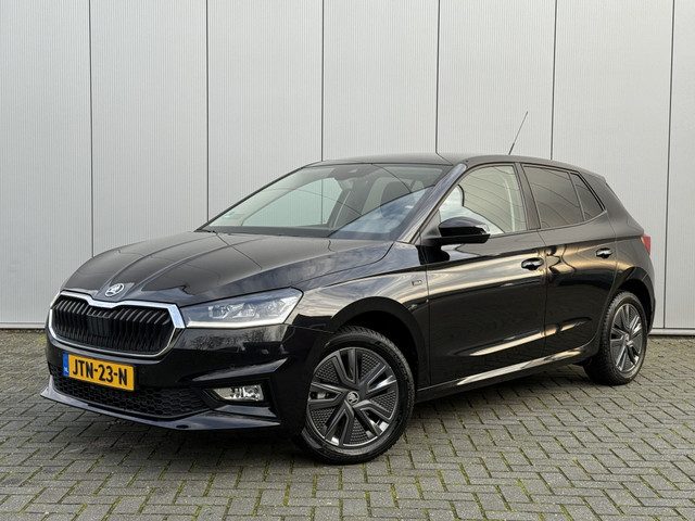 Škoda Fabia 1.0 TSI TOUR edition Fabrieksgarantie Carplay Camera 85KW Cruise