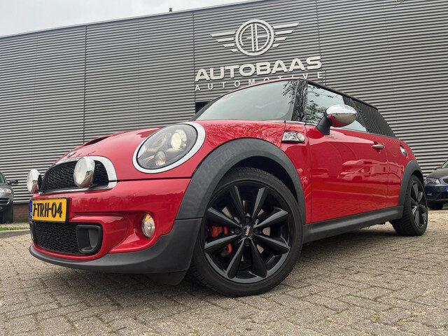 MINI Cooper S 1.6 Westminster **NW APK 04-2027** NL-AUTO+NAP+PANORAMADAK+LEDER+XENON+STOELVERWARMING