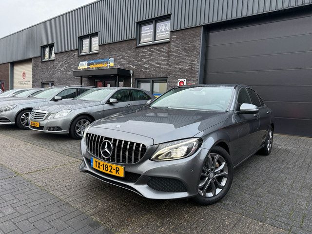 Mercedes-Benz C-Klasse 200 Premium Plus
