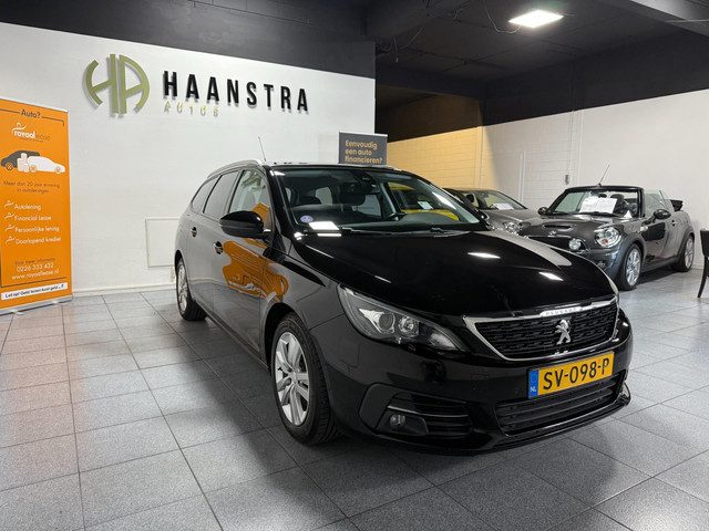 Peugeot 308 SW 1.2 PureTech Blue Lease Executive Pano-dak Navi-Apple-Carplay NL Auto! NAP