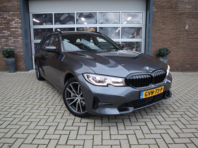BMW 3 Serie touring 330i xDrive High Executive 4Wheel Drive