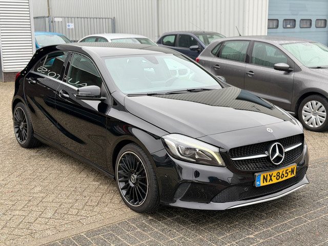 Mercedes-Benz A-Klasse 180 d Business Solution 2E-EIG/LED/NAVI/CAMERA/DYNAMIC/HALF-LEDER/NAP