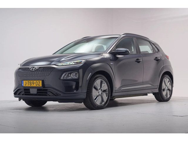 Hyundai Kona EV Comfort 64 kWh 3 fase [ Navi Adapt.cruise Camera Apple/Android ]