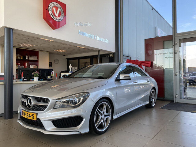 Mercedes-Benz CLA 180 Ambition,AMG Line,Automaat,Navigatie,Parkeerassistent,Trekhaak,Half Leder/Alca