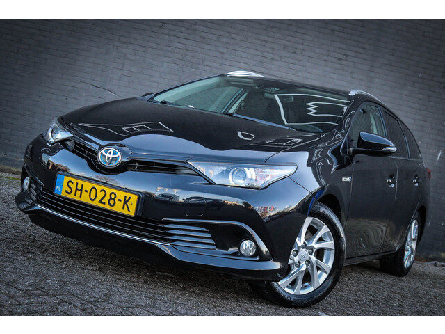 Toyota Auris Touring Sports 1.8 Hybrid Dynamic