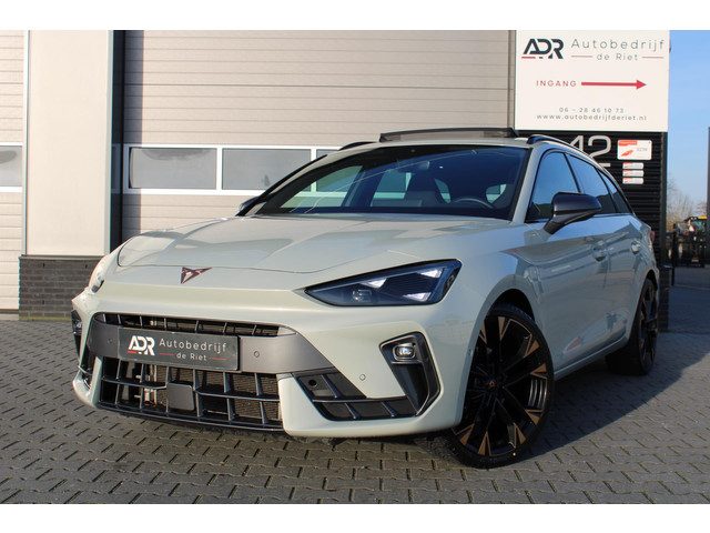 Cupra Leon Sportstourer 1.5 TSI e-Hybrid VZ Performance /19''/Pano/full-led/camera/ bom boll