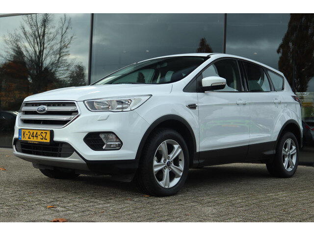 Ford Kuga 1.5 TITANIUM