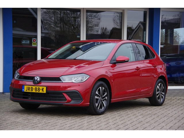 Volkswagen Polo 1.0 TSI 95PK App-connect Navigatie Stoelverwarming PDC