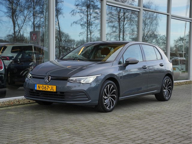 Volkswagen Golf 1.0 eTSI DSG Life | Navigatie | Camera | Adaptive Cruise | LED | Android/Apple Carpl