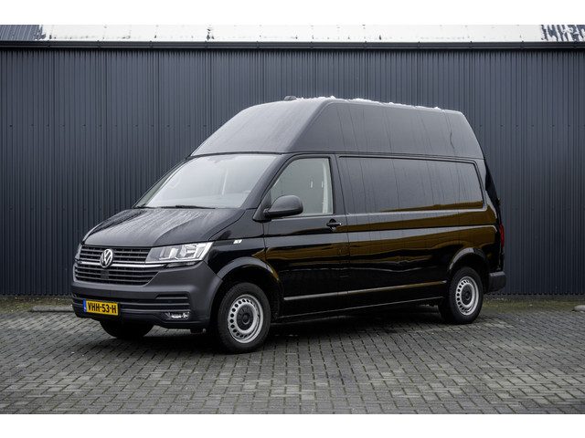 Volkswagen Transporter T6.1 2.0 TDI L2H3 | 150 PK | Trekhaak | Carplay | Navi | Cruise | Airco
