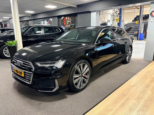 Audi A6 Avant 55 TFSI e quattro Competition / Panorama-dak / trekhaak / Bang & Olufsen