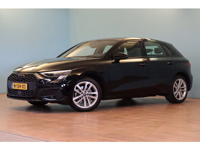 Audi A3 Sportback 40 TFSI e Business edition Automaat