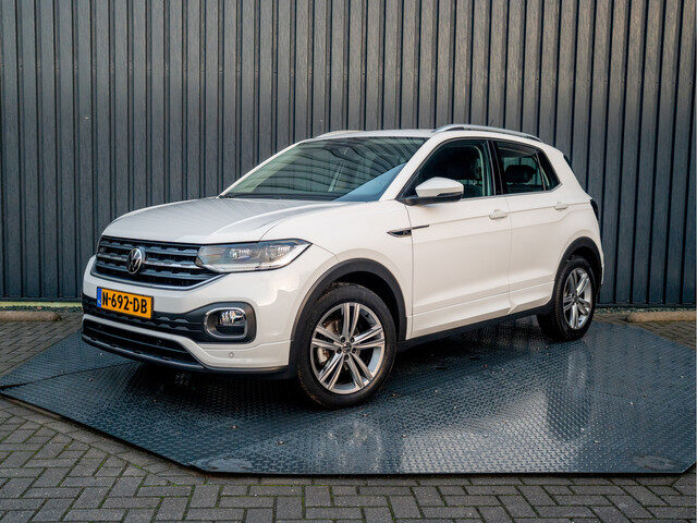 Volkswagen T-Cross 1.0 TSI R-Line | LED | Stoel verw. | Climate control | Adapt. Cr. |