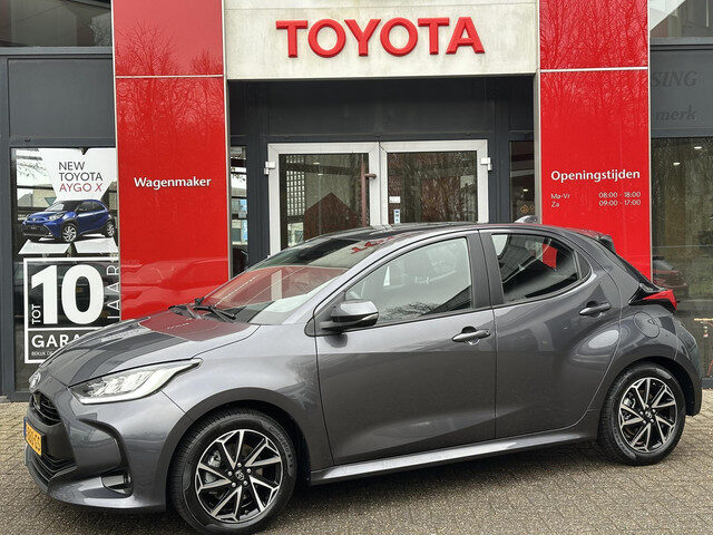 Toyota Yaris 1.5 HYBRID DYNAMIC