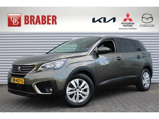 Peugeot 5008 1.2 PureTech Blue Lease Executive