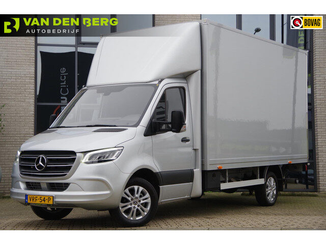 Mercedes-Benz Sprinter 319 3.0 CDI V6 AUT. BAKWAGEN/LAADKLEP/ZIJDEUR, LED, CRUISE, CLIMA, DAB, NAVI